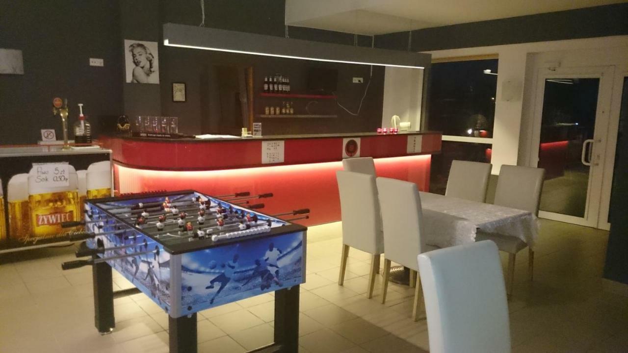 Sloneczny Dom Pokoje I Apartament Na Wynajem Leba Exterior foto