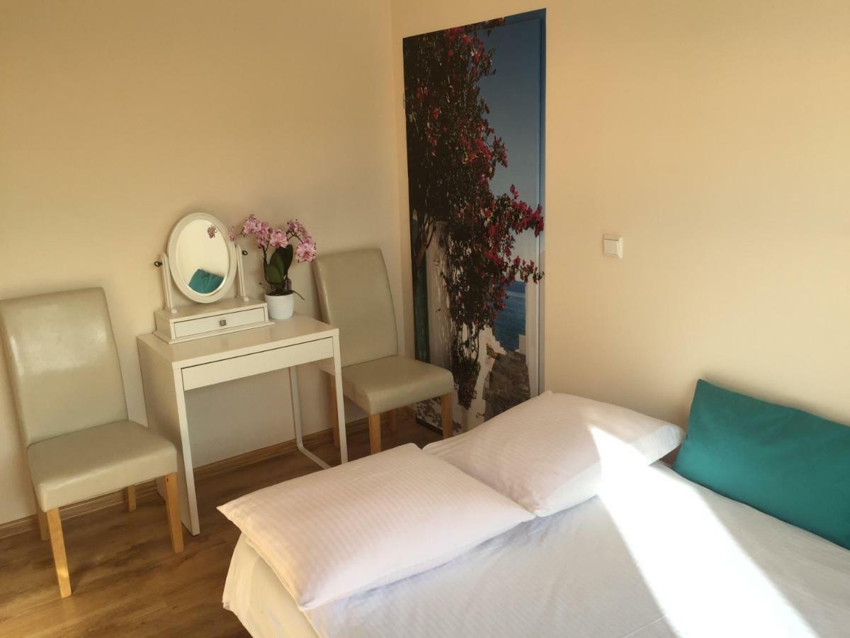 Sloneczny Dom Pokoje I Apartament Na Wynajem Leba Exterior foto