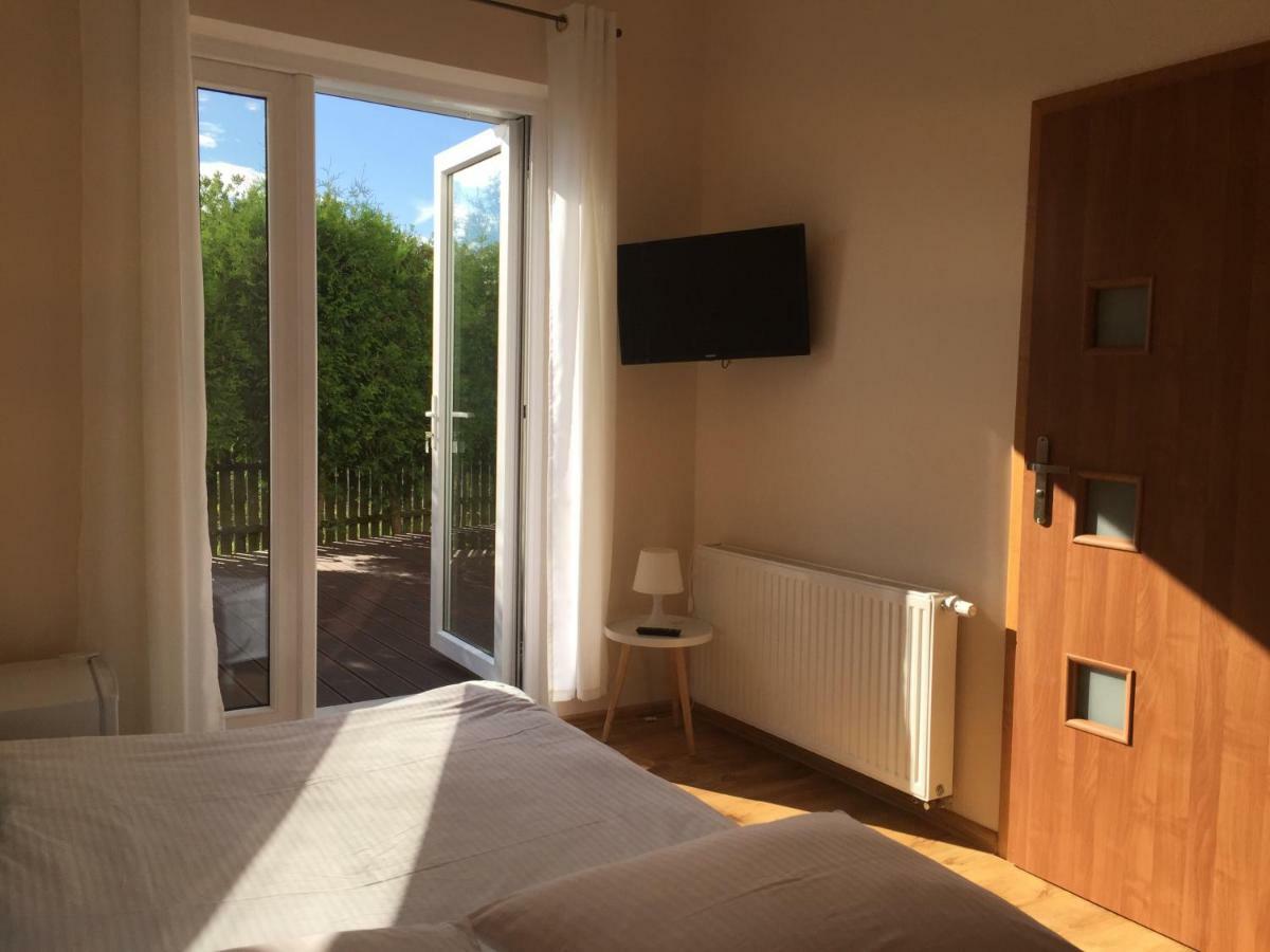 Sloneczny Dom Pokoje I Apartament Na Wynajem Leba Exterior foto