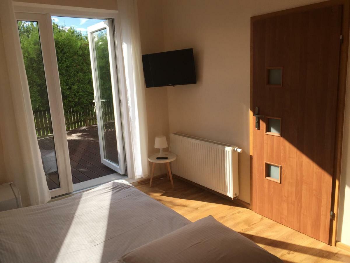 Sloneczny Dom Pokoje I Apartament Na Wynajem Leba Exterior foto