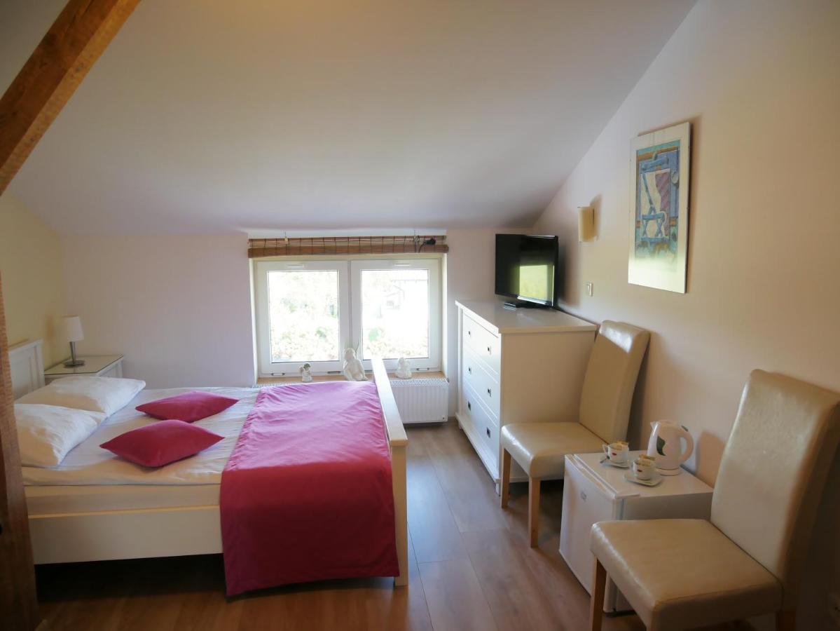 Sloneczny Dom Pokoje I Apartament Na Wynajem Leba Exterior foto